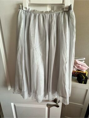 Zara Light Gray Ballet Midi Skirt